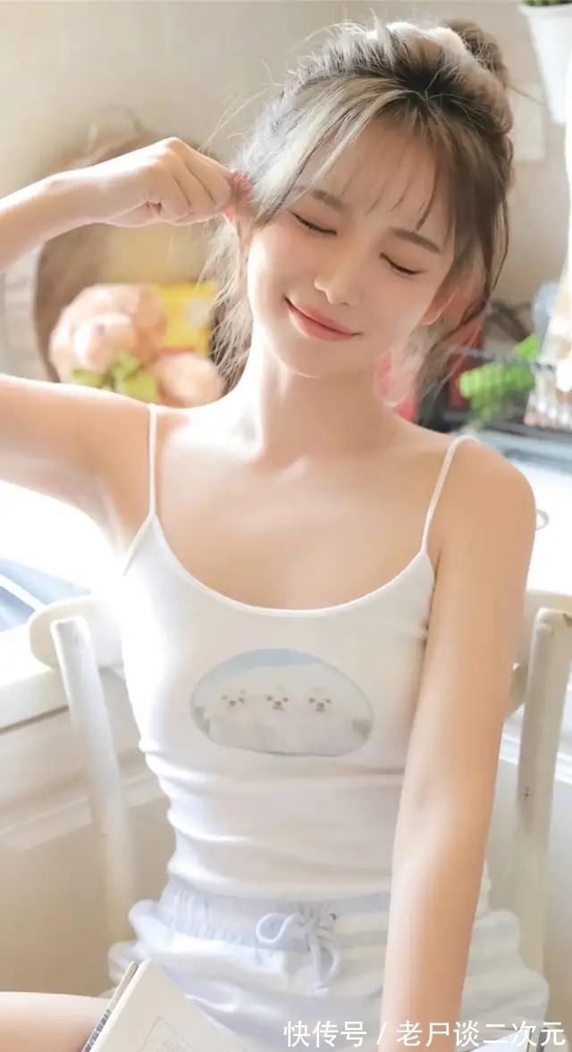 壁纸|食色72——美女壁纸中的恋爱小事