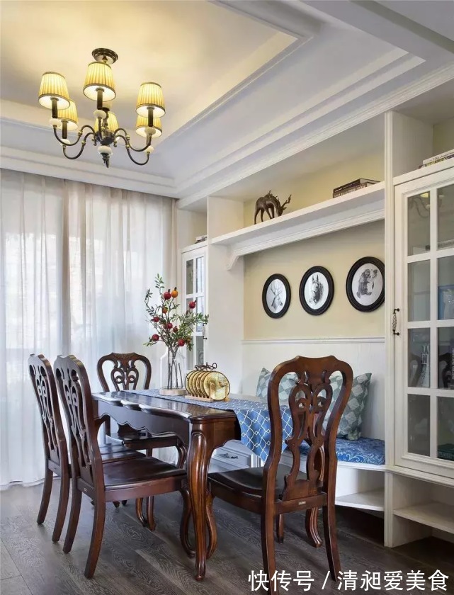 玄关柜|电视墙要不要装柜子?一进屋就被迷住了,全屋太漂亮了