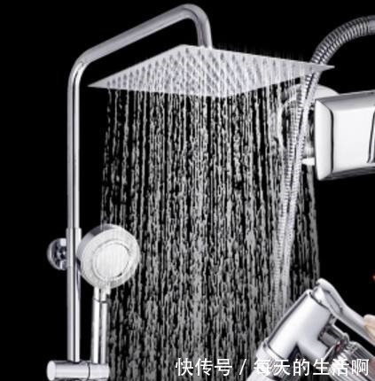 老婆|工资再低也要给卫生间装上这神器,高级又实用,老婆用了直呼过瘾!