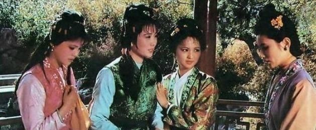 红楼梦@建国后,“六大名著”为何变成四大名著?删掉的两本人尽皆知