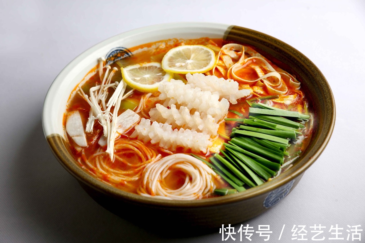 一日三餐|减肥先“减胃”，掌握4个方法，让你吃的少，瘦得快