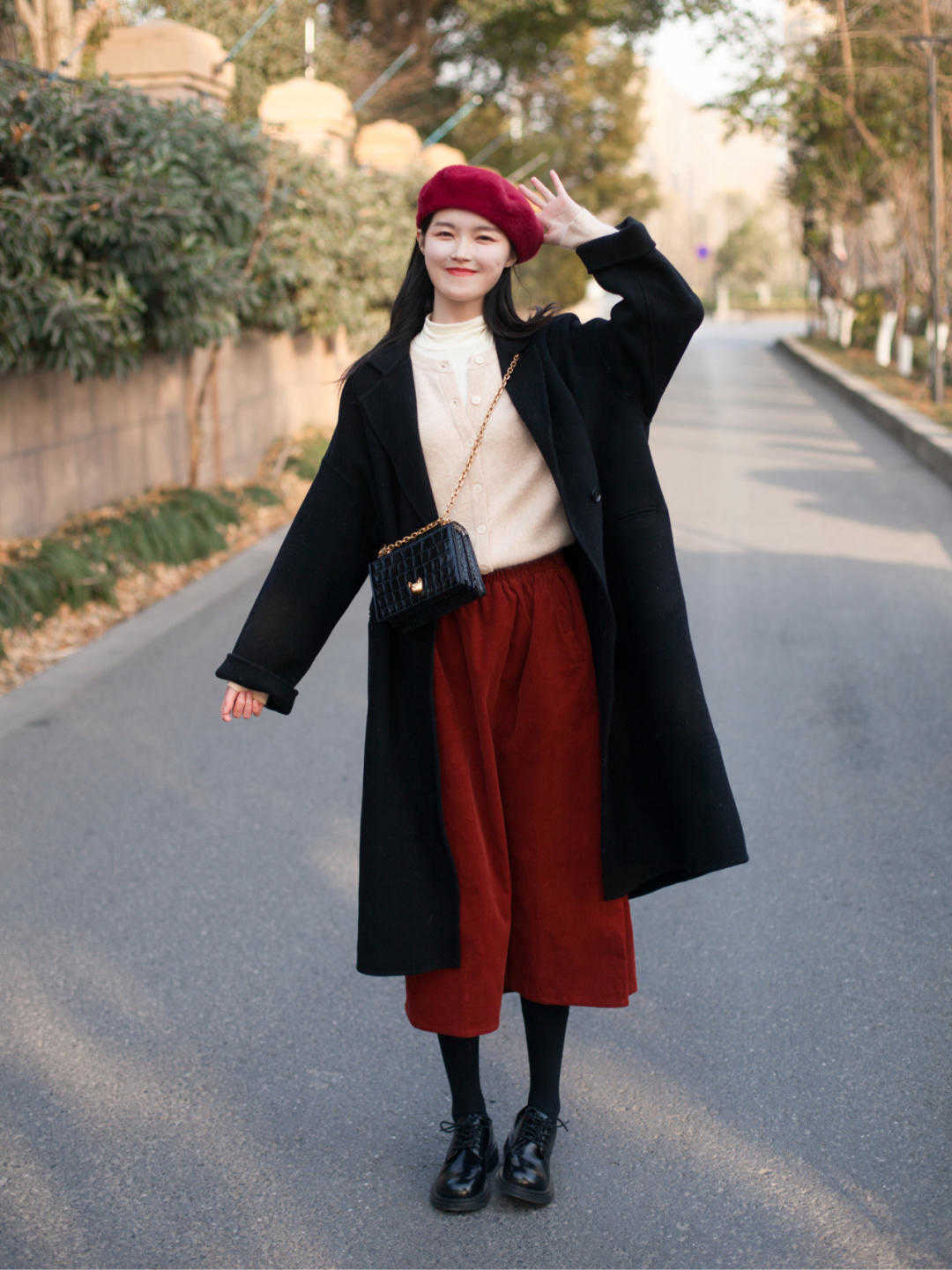 冬天 冬天别再穿马丁靴了!试试这几款小皮鞋,气质、格调瞬间就起来了