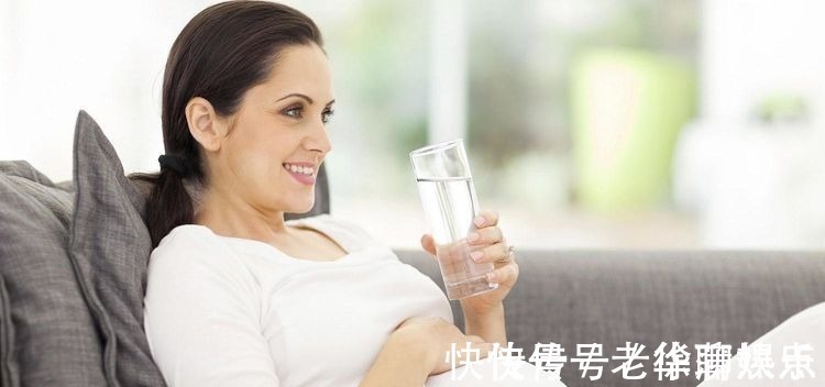 营养物质|孕妇这些事情做太多,羊水会变得很“浑浊”,或影响胎儿正常呼吸