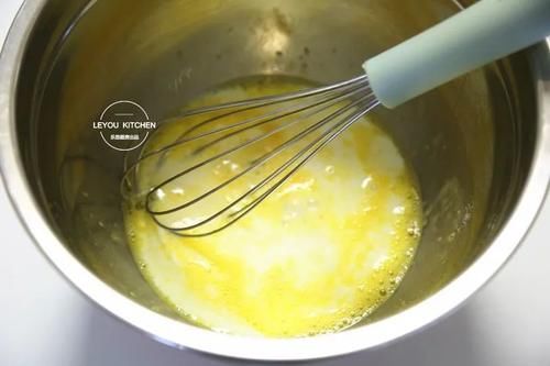  冬天|搅一搅，拌一拌就上锅蒸，和蛋糕一样好吃，冬天做简单又热乎