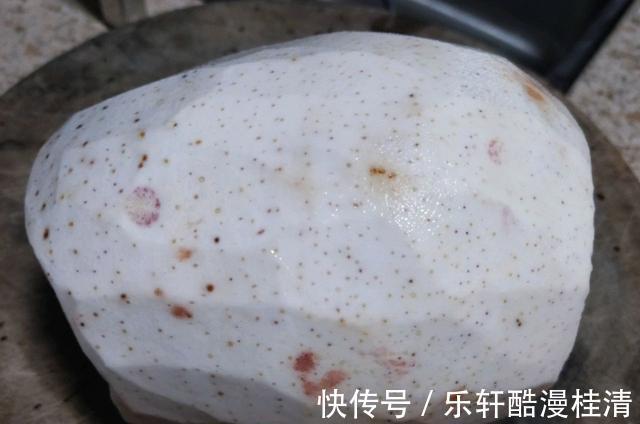 反沙芋头|教你在家做反沙芋头，外皮酥脆，软糯香甜，吃起来还不腻