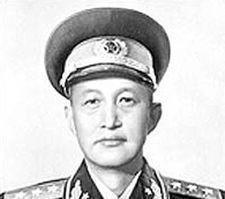 李成|连长见副司令，警卫不让进，连长怒喝我是他上级，快让他接我！