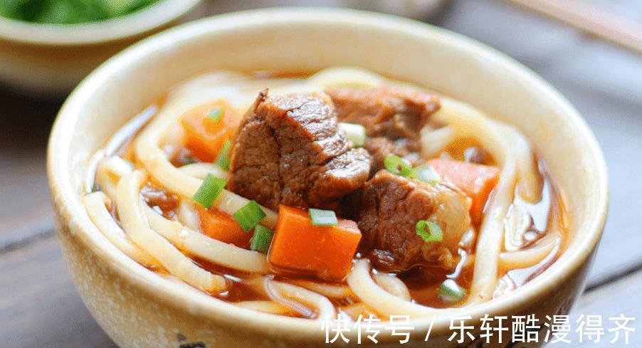 面条|胡萝卜红烧牛肉面，经过简单的制作，让面条拥有香浓味道