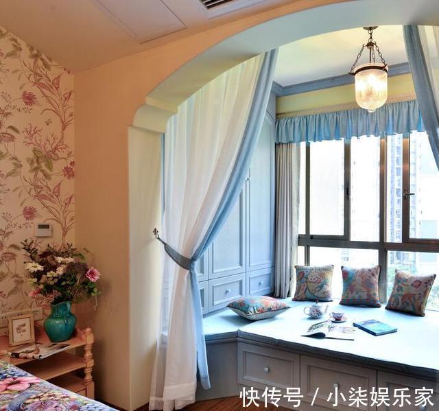 休闲椅|窗户边上的1平米空间别浪费,这样设计连书房都省了,实用又漂亮