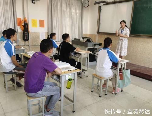 高中难背的“文言文”有哪些?《爱莲说》不算啥,第2篇共537个字