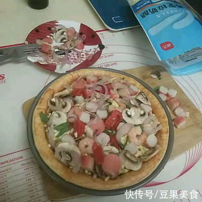 披萨pizza～这样做，解馋堪比红烧肉