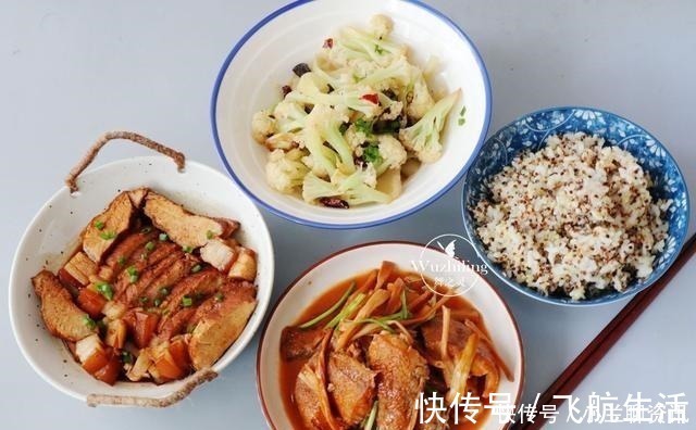 搭配|全职妈妈坚持8年做午餐，每餐搭配不重样，孩子壮实，个头高