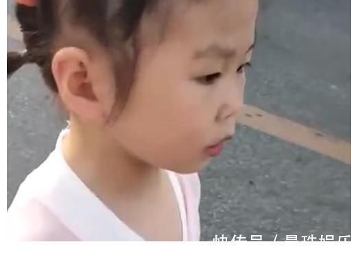 小萌娃|萌娃劝妈妈好好说话别打爸爸,妈妈一句反问,萌娃瞬间怂了