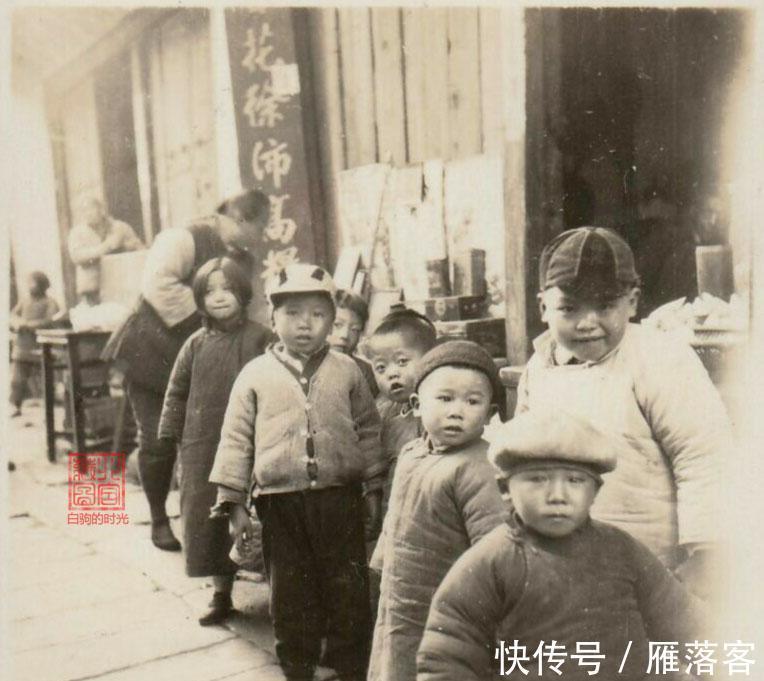 石永源@老照片:1939年的扬州,石永源肉铺、徐沛高粱酒、武庙、运河风景