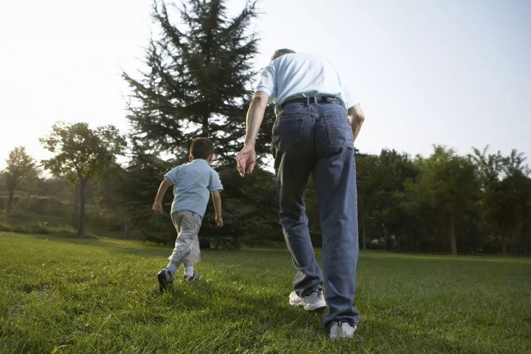 开裆裤|那些没有老人帮忙带娃的家庭，日子是怎样过的？过来人道出真相