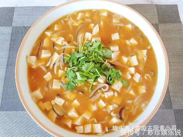 十月|十月宁可不吃肉,也要喝此汤,10分钟就搞定,孩子老人最爱吃