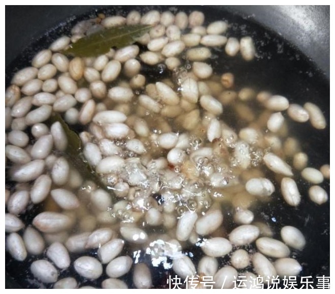 下酒菜|天热最爱凉拌菜，教你凉拌花生米，两分钟就学会，清淡爽口