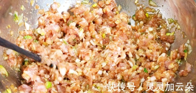 我家最喜欢用它包饺子,鲜香多汁全家都爱吃,下面把技巧分享给你!