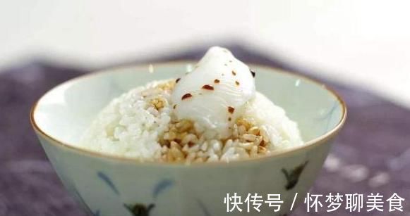 每天炒菜放一勺猪油，是好是坏？事实上，此方法吃才是健康的！