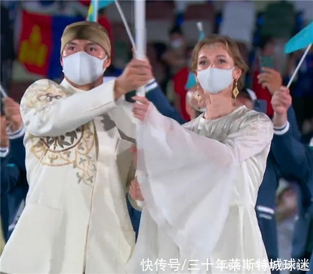 小姐姐|看奥运开幕式了吗?哈萨克美女旗手像仙女，摘下口罩原来长这样