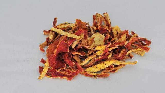 茯苓|老人说一两茯苓一两金,茯苓和它是绝配,祛湿排毒,赶走游泳圈