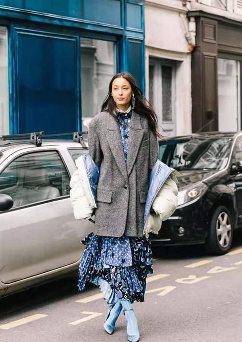 不论穿羽绒服还是大衣，一定要牢记“上下法则”，时髦显高级