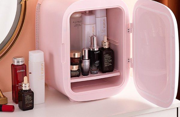 化妆必看！哪些化妆品能放入冰箱？