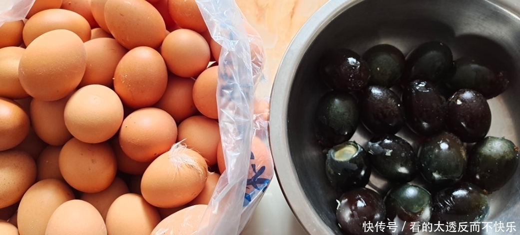 想吃鸡蛋肠不用买,准备这两种蛋,自己在家做干净还卫生