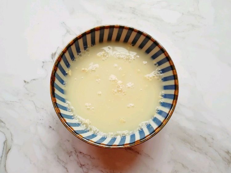 自制沙拉酱鸡肉披萨，干净卫生还省钱，孩子很喜欢吃