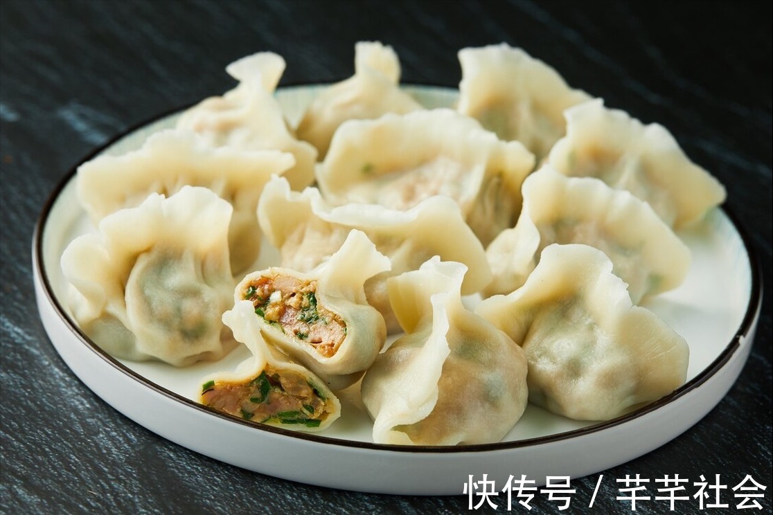 包饺子|豆角馅饺子,怎么调馅好吃大厨分享做法,又香又鲜,豆腥味全无