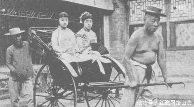 老照片|晚清老照片:丫鬟比大户人家小姐还漂亮,翘着二郎腿的慈禧