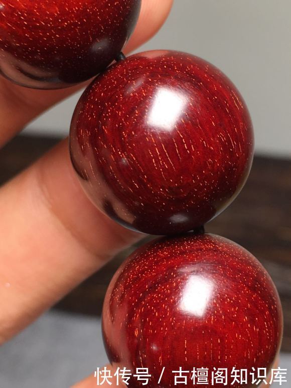 小叶|刚入坑 小叶紫檀 各种花纹如何选择?