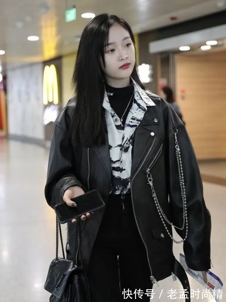 打底衣|秋冬有层次的单品,学会衬衣搭配新潮又气质