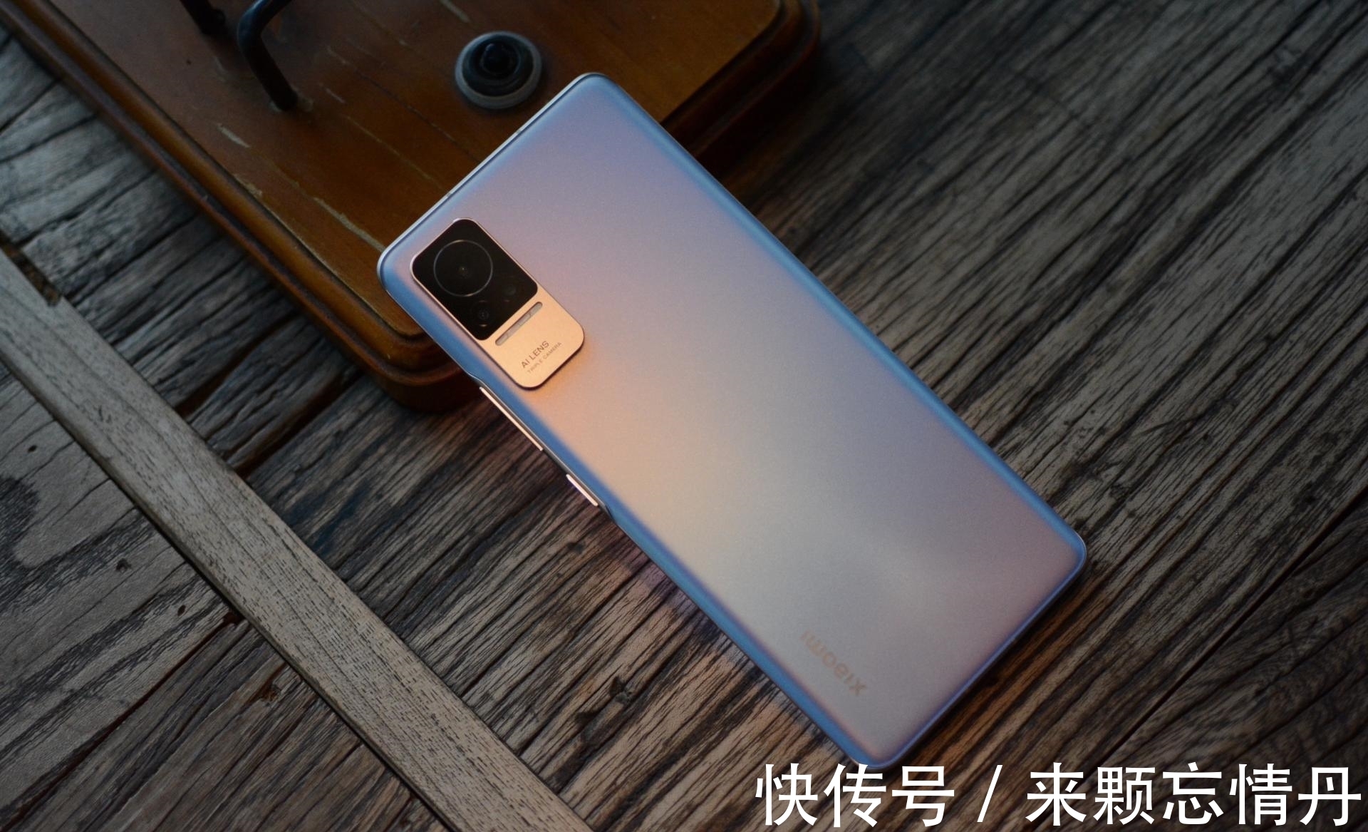 iphone13|不走寻常路!华为缺席无力对抗iPhone13,小米靠颜值赢下一局