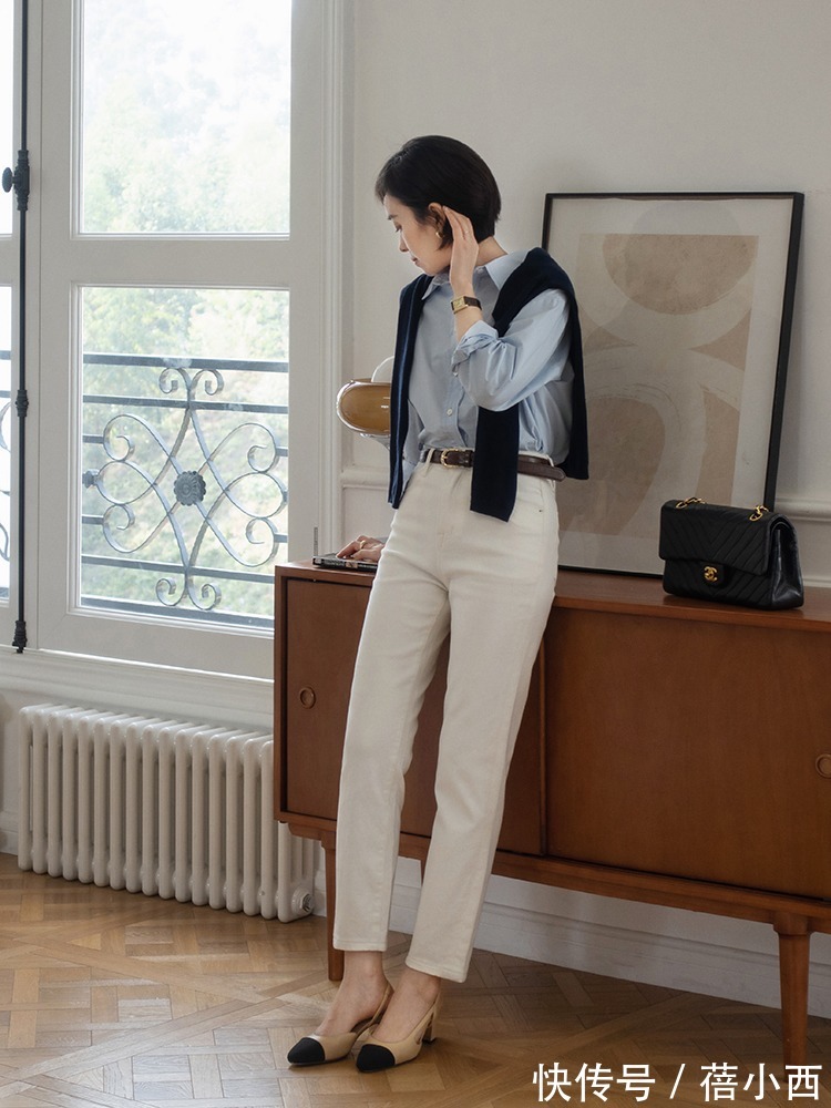 小白裤 入春后该买什么裤子?建议多穿这3种,西装裤、牛仔裤时髦又高级
