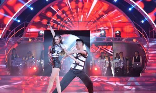 天空之城 他是最惨《中国好声音》冠军,再次参赛轻松夺冠,却依旧不火!