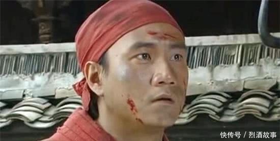 感激涕零|农民给了朱元璋4个馒头,朱元璋感激涕零,称帝后赐穿龙袍