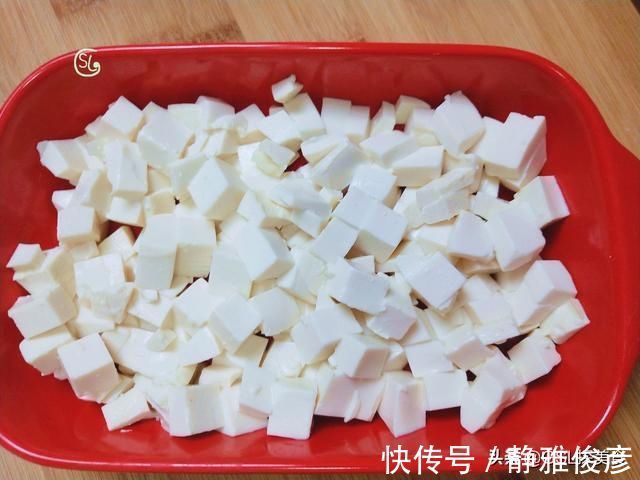 豆腐这做法，太好吃了，鲜香滑嫩，好吃下饭，我家一周做5次