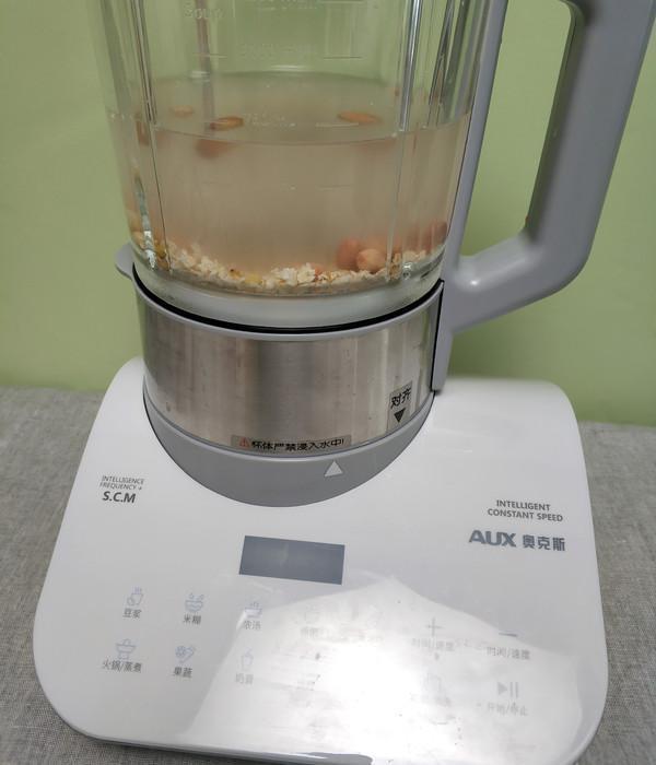 秘诀|70多岁的婆婆，从来不失眠，秘诀就是“它”，每晚一杯睡眠好