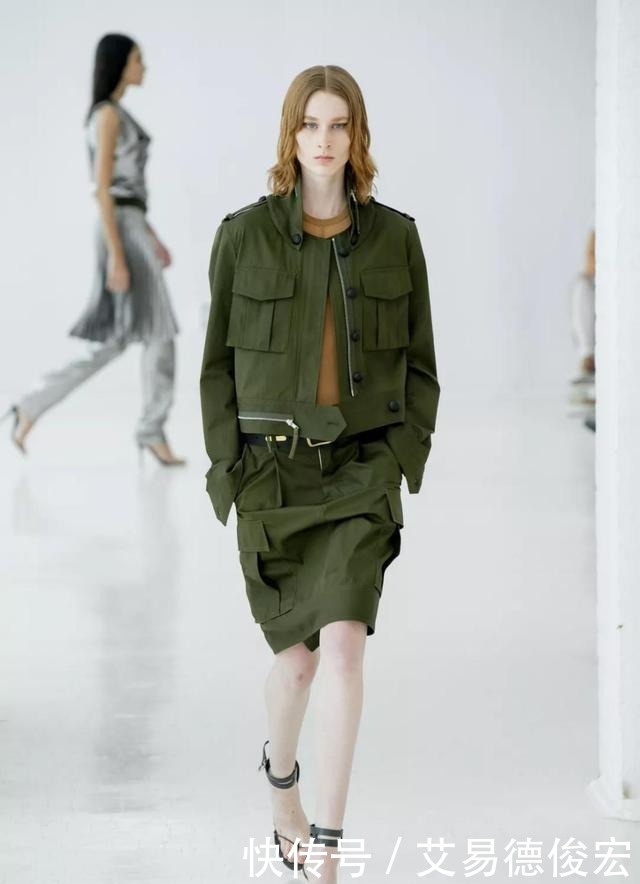 秋天|女人衣在精不在多,秋天备齐这4件外套够了,时髦显瘦还高级