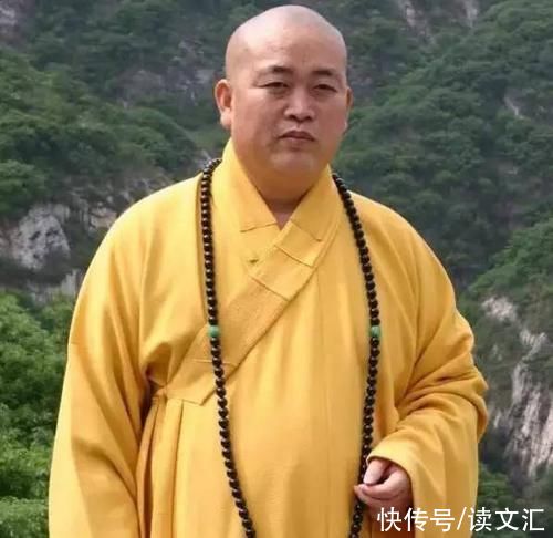  缝制|释永信的袈裟极致奢华:用金线缝制，配钩用18K金，全国仅此一件