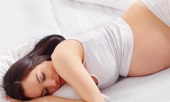 胎儿|孕妇睡觉频繁“翻身”，对胎儿有影响吗？可能会带给胎儿3个变化