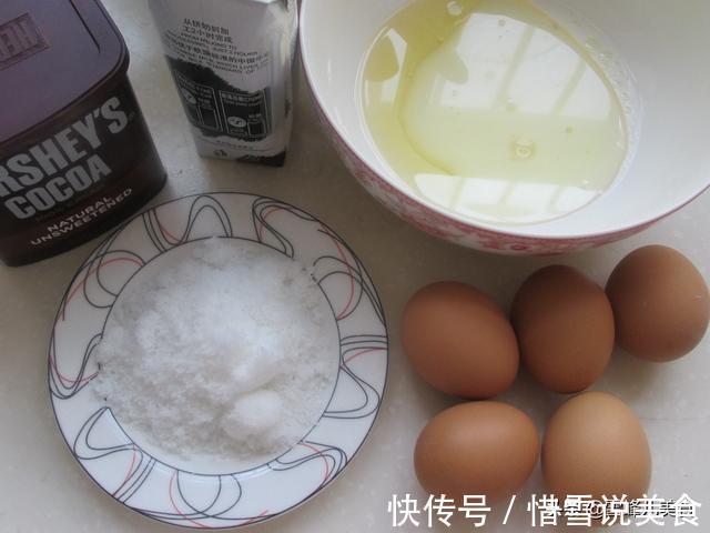 六一儿童节,在家给孩子做小零食,干净卫生无添加,孩子高兴地蹦