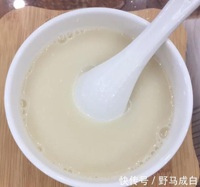 宝妈|28岁宝妈奶水稀少,医生怒斥:经常吃这些食物,怎会分泌奶水