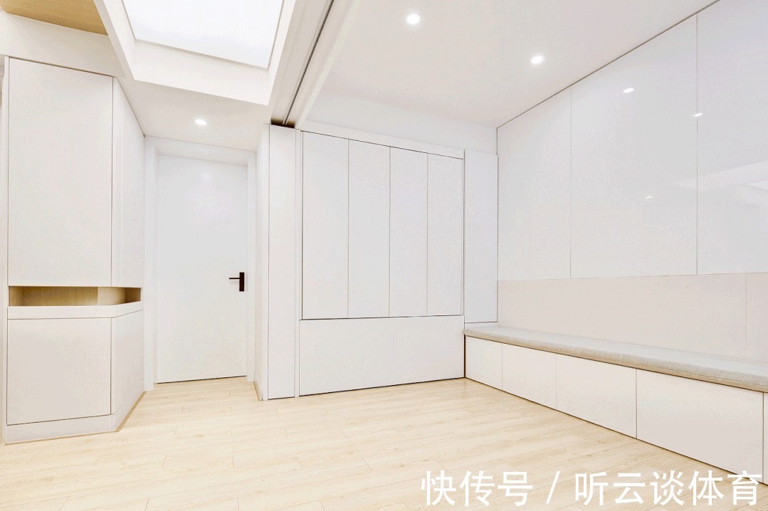 简约风|60㎡简约风小户型,客厅藏张床打开秒变3居室,太机智了!