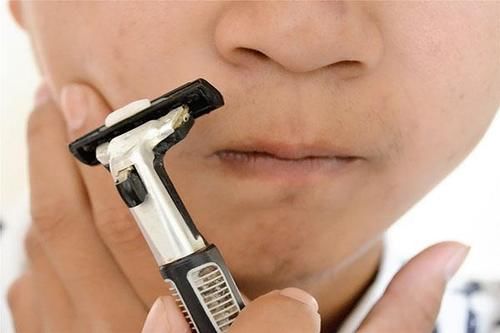 刮胡子这件小事，你真的做对了吗？注意：需避开三个时间段