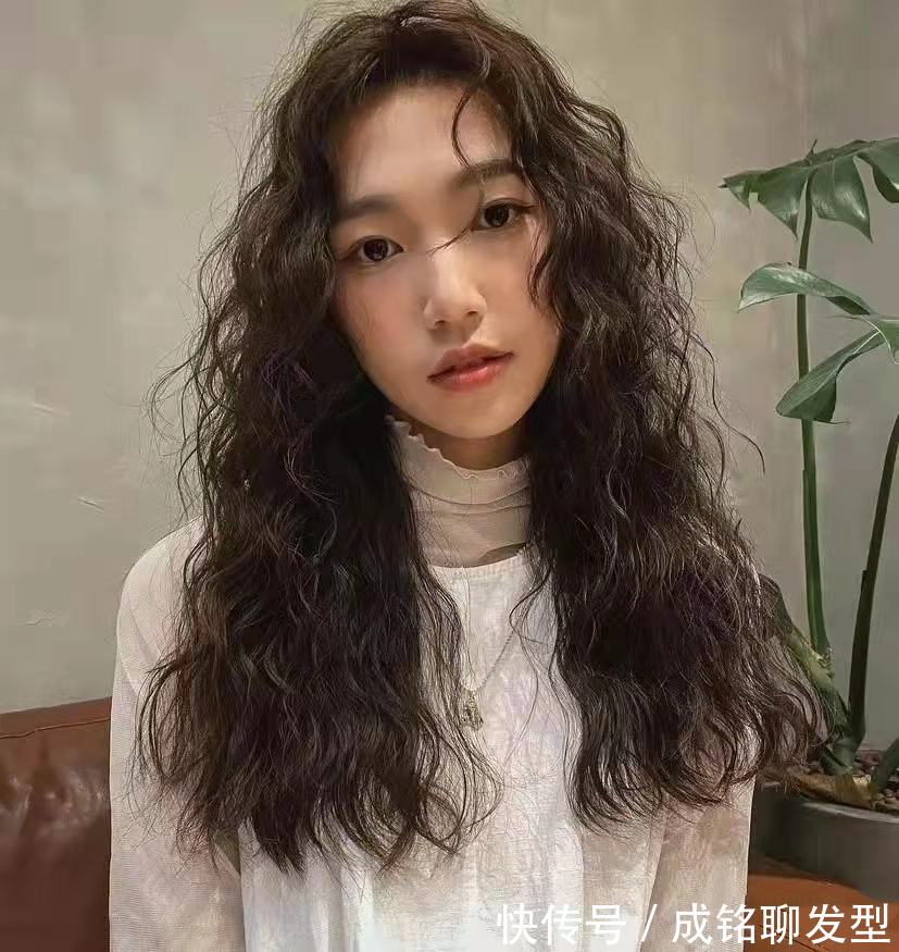 发蜡 冷烫后湿发有卷,干后无卷还毛躁?是没烫好还是没有打理好?