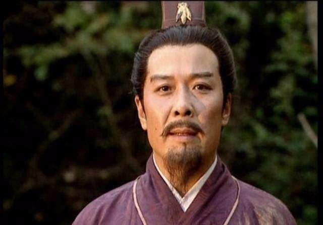 路边|刘备三顾茅庐,请出诸葛亮,却和路边一位大才擦肩而过!