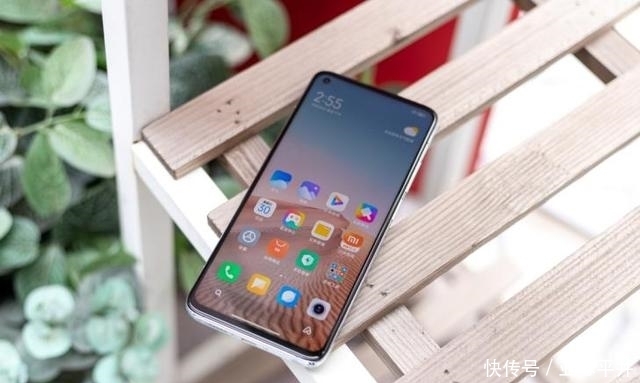 LCD|小米太努力了,这堪比果11的LCD屏幕,成功让我放弃OLED