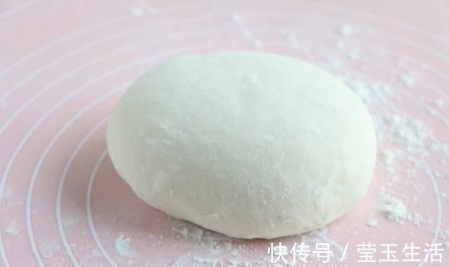 女儿就馋我做的面食,不用酵母不用二发,蓬松柔软每顿都要吃2个
