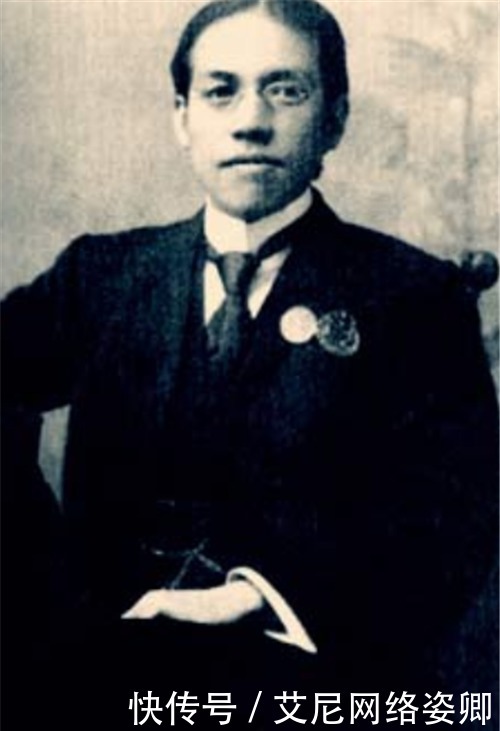 王桂荃|提出一夫一妻的才子,却娶丫环生6个孩子,为了名声让孩子喊阿姨